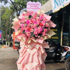 Kệ Hoa Chúc Mừng Hiện Đại